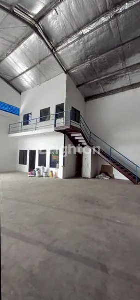 image GUDANG INDUSTRI PREMIUM 330M² DI KARIANGAU, SHM LENGKAP (3)
