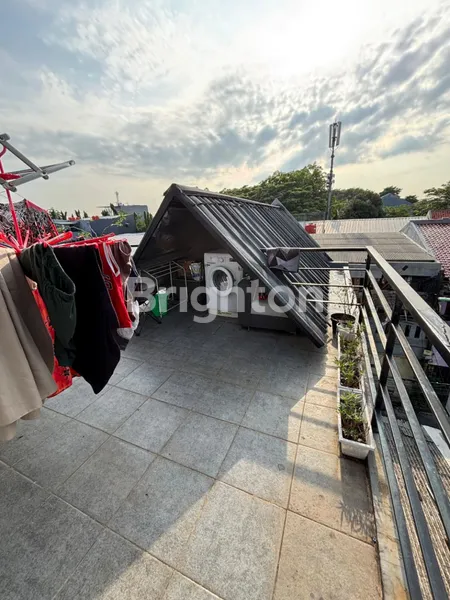 image RUMAH MURAH DI KALIDERES, JAKARTA BARAT, ROW JALAN 2 MOBIL, GARASI  1 MOBIL. (2)