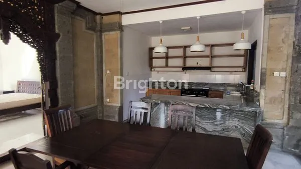 image VILLA EKSKLUSIF DI JL. BATUR SARI– SANUR (4)