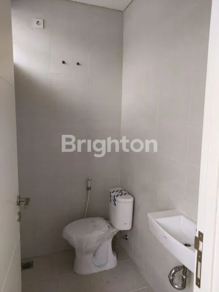 image JUAL RUMAH 2 LANTAI NORTH WEST LAKE CITRALAND (7)