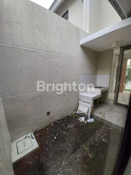 image JUAL RUMAH 2 LANTAI NORTH WEST LAKE CITRALAND (4)