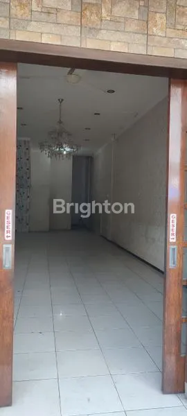 image RUKO DI RAYA LANGSEP DEKAT DENGAN PASAR MERGAN KOTA MALANG (4)