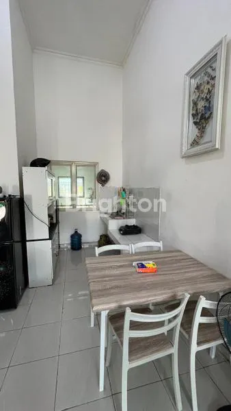 image RUMAH MEWAH FULL FURNISH DI PURI SAFIRA REGENCY MENGANTI (3)