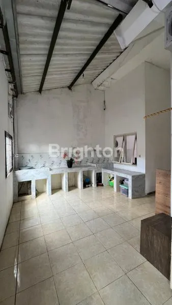 image RUMAH MEWAH FULL FURNISH DI PURI SAFIRA REGENCY MENGANTI (8)