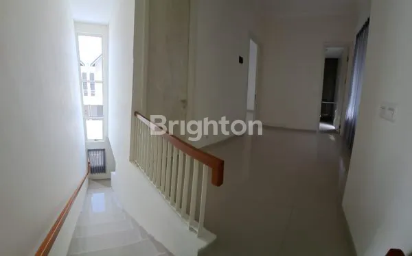 image DISEWAKAN RUMAH CATRIONA SUVARNA SUTERA  (5)