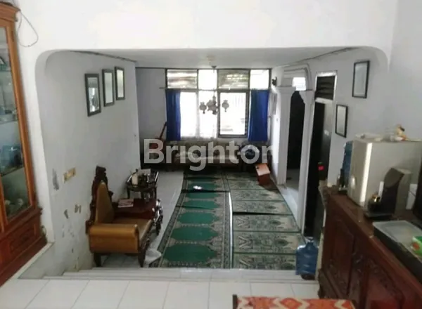 image RUMAH HOOK ISTIMEWA DI KOMPLEK PERTAMINA PULOMAS – JAKARTA TIMUR (8)