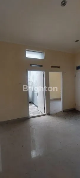 image RUMAH MODERN FUNGSIONAL (6)