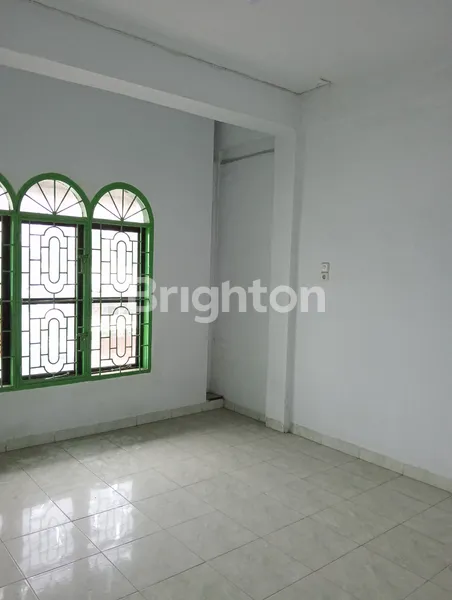 image RUKO PINGGIR JALAN (4)