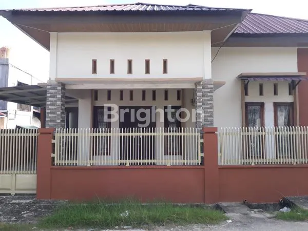 image RUMAH BAGUS AREA MARPOYAN DAMAI (5)