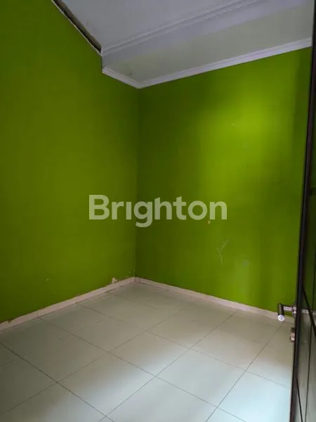 image RUMAH TINGGAL + KONTRAKAN 2 PINTU – DEPOK 2 TIMUR SIAP HUNI AMAN NYAMAN (6)