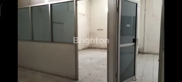 image RUKO TENGAH KOTA - LOKASI PREMIUM (3)