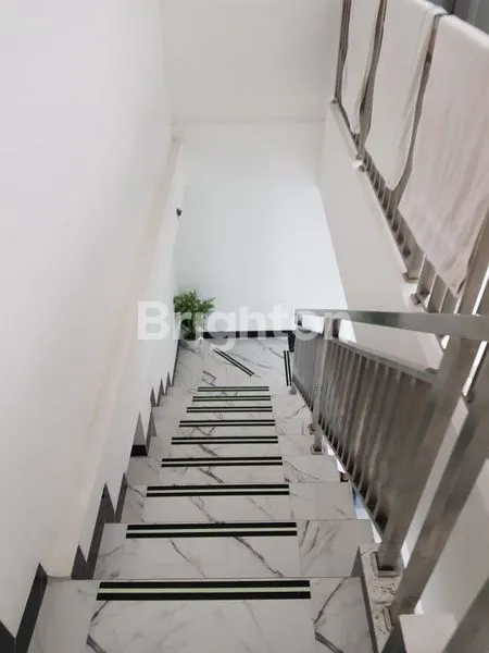 image RUMAH MINIMALIS MODERN  PULO ASEM JAKTIM (4)