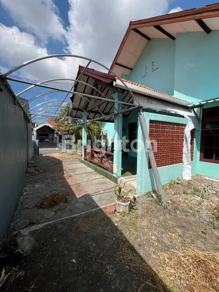 image RUMAH “BUY 1 GET 1 FREE ”KOTA SURABAYA 400M2 HANYA 2,5M NEGO (5)