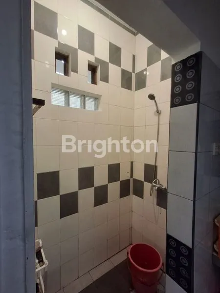 image RUMAH STRATEGIS 2 LANTAI DI PUSAT KOTA BEJI DEPOK (8)