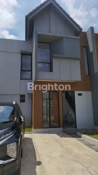 image RUMAH SELANGKAH  KE  TOL SENTUL (1)