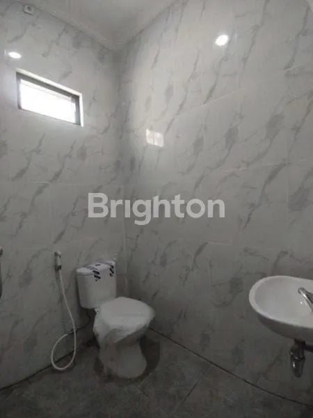 image RUMAH BARU 3,5 LT . DALAM KOMPLEKS ROW JALAN 2 MOBIL BEBAS BANJIR TANJUNG DUREN. JAKARTA BARAT  (5)