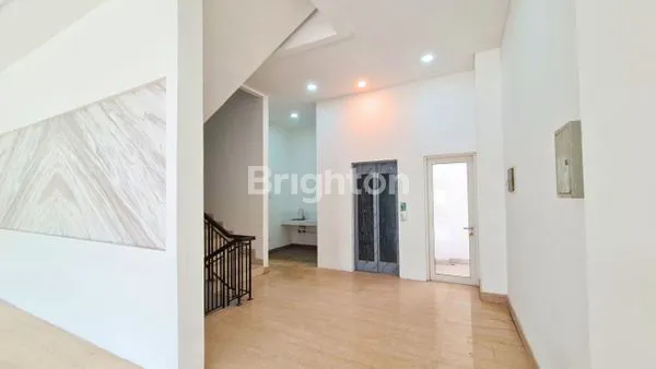 image FORESTA BUSINESS LOFT 5 BSD CITY TANGERANG (5)