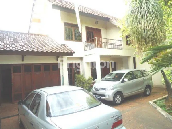 image RUMAH PONDOK LABU PINANG RAYA ASRI JAKARTA SELATAN BESAR LT 907M2, LB 300M2, SHM, AREA BISNIS DAN KOMERSIL JALAN UTAMA (1)