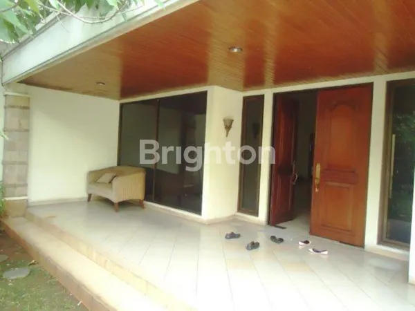 image RUMAH PONDOK LABU PINANG RAYA ASRI JAKARTA SELATAN BESAR LT 907M2, LB 300M2, SHM, AREA BISNIS DAN KOMERSIL JALAN UTAMA (4)