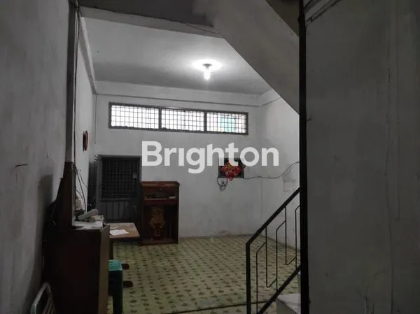 image RUKO SIAP HUNI 3 LANTAI – LOKASI STRATEGIS! (1)