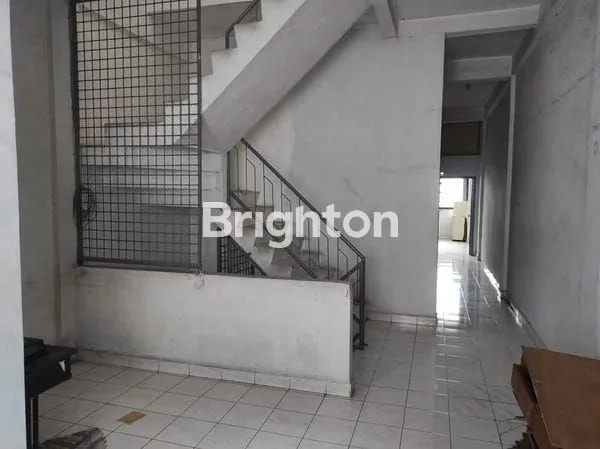 image RUKO SIAP HUNI 3 LANTAI – LOKASI STRATEGIS! (6)