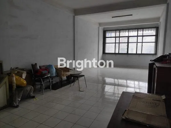 image RUKO SIAP HUNI 3 LANTAI – LOKASI STRATEGIS! (7)