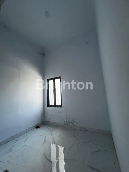 image RUMAH MEZZANINE DI CLUSTER PINGGIR JALAN RAYA DEKAT STASIUN (6)