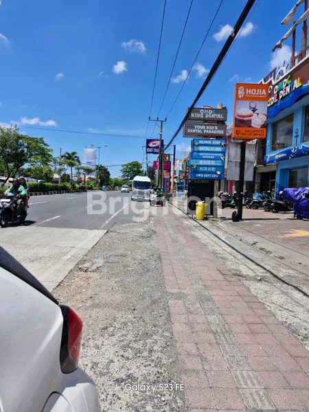 image RUKO STRATEGIS 360M² DEKAT PANTAI KUTA, LOKASI RAMAI (2)