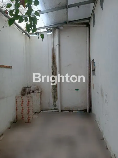 image RUKO DUA PINTU GANDENG, TIGA LANTAI, AREA BASUKI RAHMAT, PALEMBANG, SUMATERA SELATAM (3)