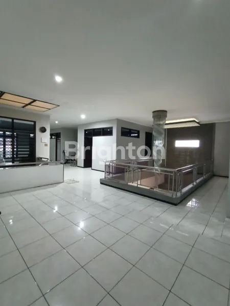 image INDRAGIRI SHM, LUAS 200AN, 2 LANTAI, KAMAR 4, SANGAT MINIM RENOV, SIAP HUNI (3)