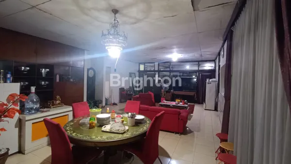image RUMAH TUA HITUNG TANAH 446M2. KEBON JERUK-JKARTA BARAT. LOKASI PREMIUM (3)