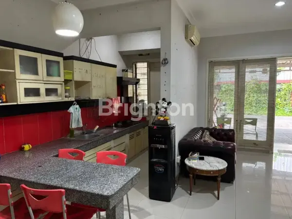 image RUMAH CENTRAL PARK MINIMALIS SIAP HUNI STRATEGIS (5)