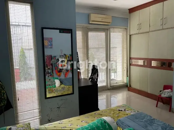 image RUMAH CENTRAL PARK MINIMALIS SIAP HUNI STRATEGIS (6)