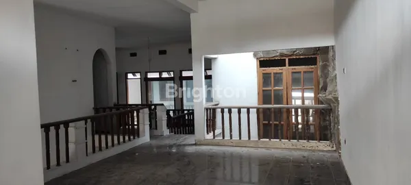 image DIJUAL RUMAH KOST TERAWAT SIDOSERMO INDAH STRATEGIS (3)