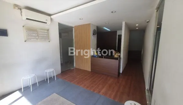 image RUKO GANDENG SIAP HUNI BONA INDAH PLAZA, STRATEGIS, COCOK UNTUK BISNIS DAN INVESTASI LEBAK BULUS, JAKARTA SELATAN. (5)