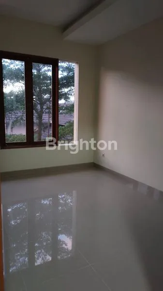 image RUMAH NYAMAN DAN ASRI DI CLUSTER CIPUTAT TIMUR (7)