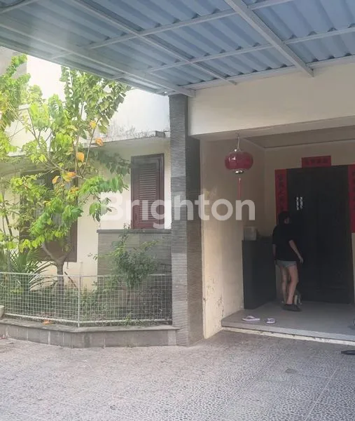 image RUMAH 2 LANTAI STRATEGIS DI BYPASS NGURAH RAI (2)