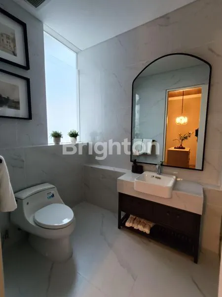 image RUMAH VIRAL CITRALAND TIDAR BARU GRESS  FULL FURNISHED 2 LANTAI KAMAR 4+1 (3)