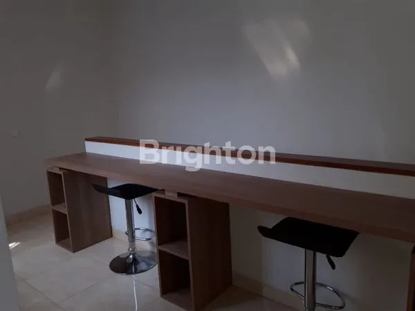 image DI SEWAKAN RUMAH MEWAH DI GREENWICH BSD  (4)