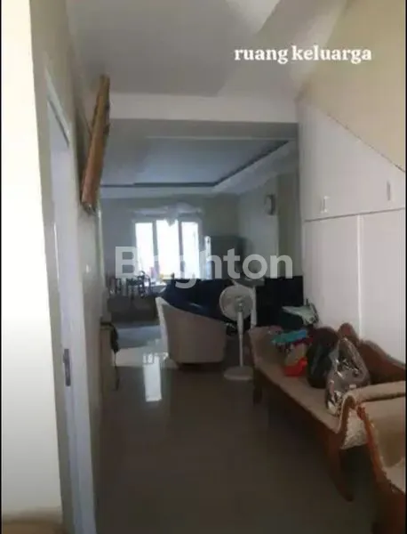 image RUMAH KOS DESIGN MODERN DI TEBET JAKSEL.LOKASI PREMIUM,COCOK UNTUK USAHA & TEMPAT TINGGAL. (2)