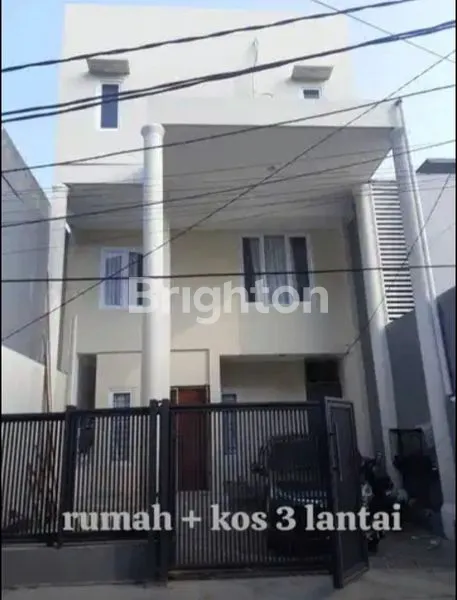 image RUMAH KOS DESIGN MODERN DI TEBET JAKSEL.LOKASI PREMIUM,COCOK UNTUK USAHA & TEMPAT TINGGAL. (1)