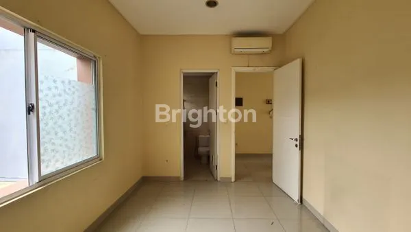 image RUMAH GREEN LAKE CITY TANGERANG, SHM, UNIT BAGUS (8)