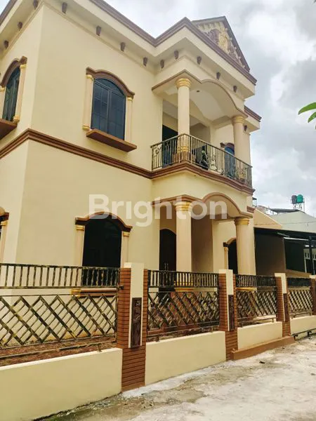 image RUMAH MEWAH 2 LANTAI DIJUAL  ATAU DISEWAKAN DI  PEKAYON BEKASI (2)