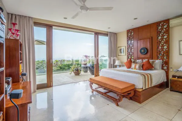 image VILLA PREMIUM DEKAT PANTAI PADANG PADANG DI LABUAN SAIT, PECATU - BALI (4)