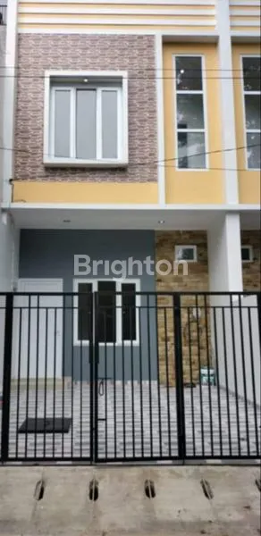 image TURUN HARGA!!! SEMI FURNISHES BRAND NEW HOUSE DAERAH KOMPLEK WALIKOTA, KELAPA GADING-JAKARTA UTARA  (1)