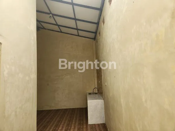 image PONCOGATI REGENCY SAMPING EDC (KAMPUS UNEJ CABANG BONDOWOSO) (7)