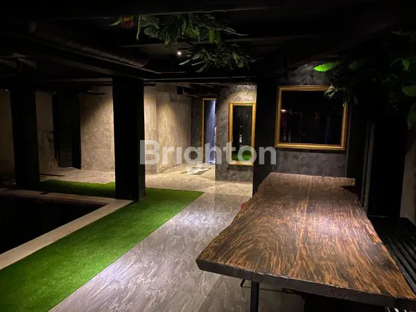 image FOR SALE – EX HOSTEL & RESTO BAR DI JALAN RAYA SEMINYAK (7)