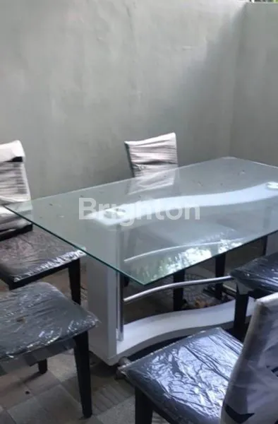 image FOR SALE RUMAH BERSIH TERAWAT SIAP HUNI FULLY FURNISHED  DI PERUMAHAN REGENCY BALIKPAPAN (5)