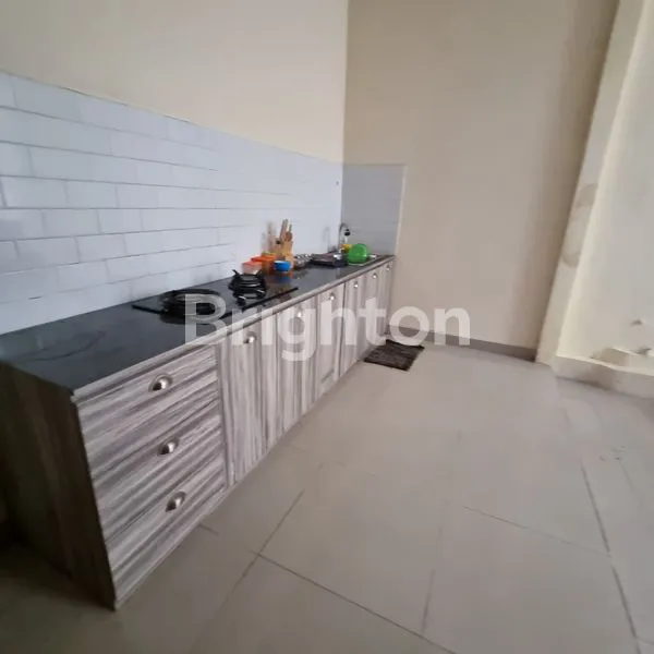 image RUMAH CANTIK MINIMALIS 2 LANTAI DI SEPINGGAN (6)