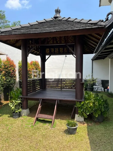 image DIJUAL CEPAT! RUMAH HOOK FULL FURNISHED DI RANCAMAYA GOLF ESTATE, DEKAT TOL CIAWI (3)